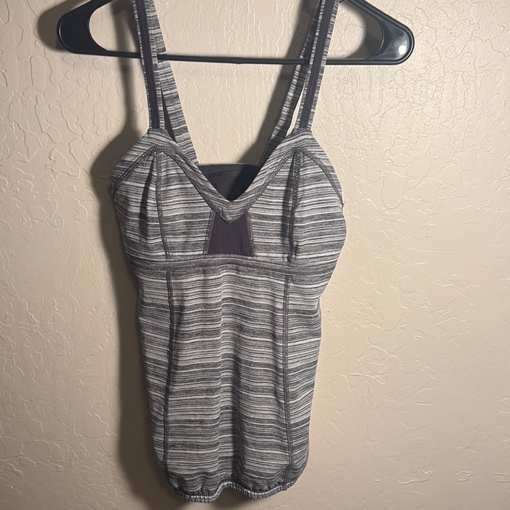 Lululemon Run Light Up Reflective Tank Top